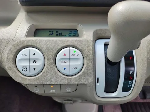 Honda Life