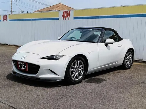 Mazda MX-5 (Roadster)