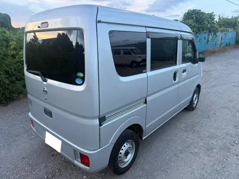 Nissan Clipper