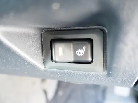 Nissan KIX