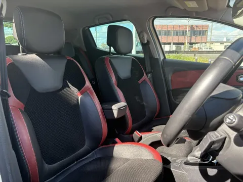 Renault Lutecia