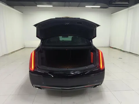 Cadillac XTS