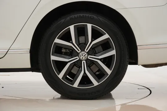 Volkswagen Passat GT