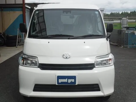 Toyota TownAce Van