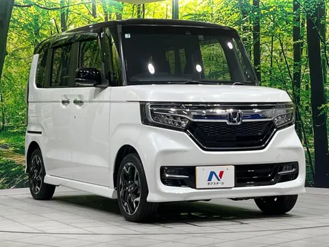 Honda N-BOX Custom