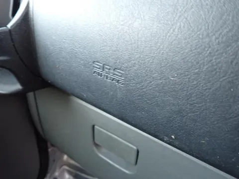Mitsubishi Minicab Van