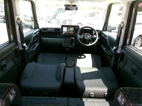 Suzuki Spacia Gear