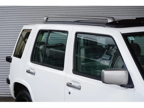 Nissan Rasheen