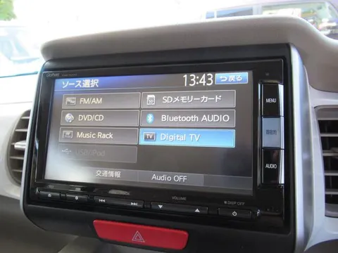 Honda N-BOX Slash