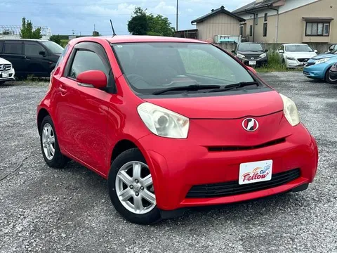 Toyota iQ