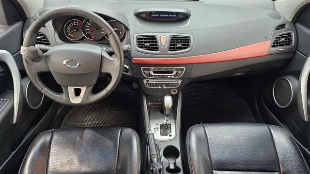 Renault SM3