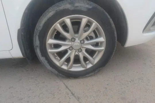 Geely Vision
