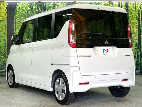 Mitsubishi eK Space