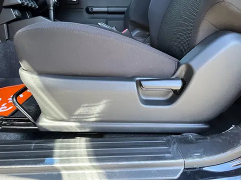 Suzuki Jimny Sierra