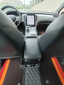 Roewe i6