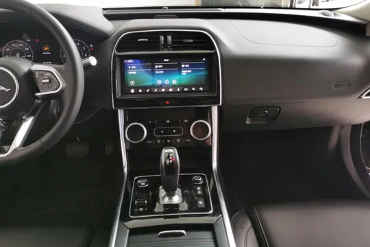 Jaguar XEL