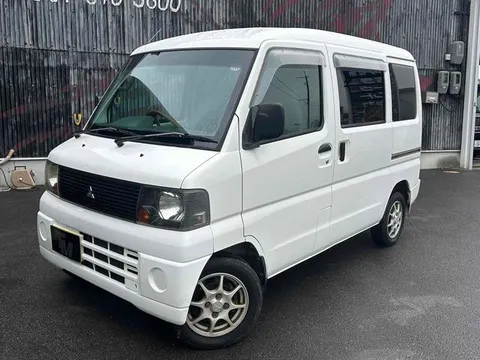 Mitsubishi Minicab Van