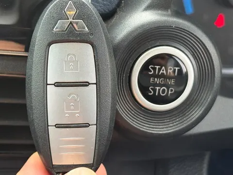 Mitsubishi eK X