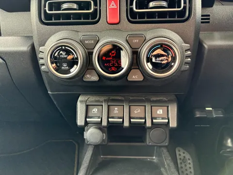 Suzuki Jimny Sierra