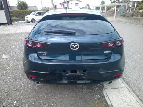 Mazda MAZDA3 Fastback