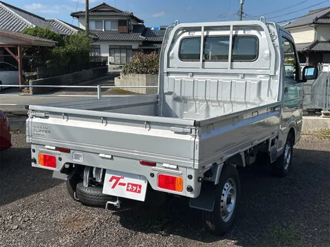 Nissan Clipper Truck