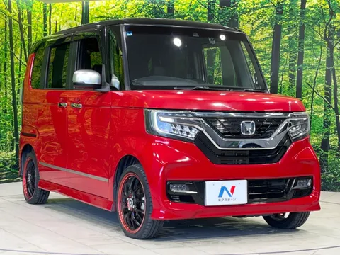 Honda N-BOX Custom