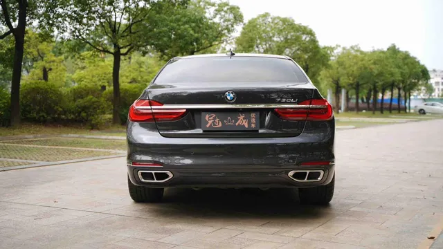 BMW 7-Series