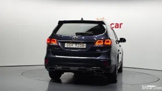 Hyundai Grand Santa Fe (Maxcruz)
