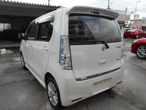 Suzuki Wagon R Stingray