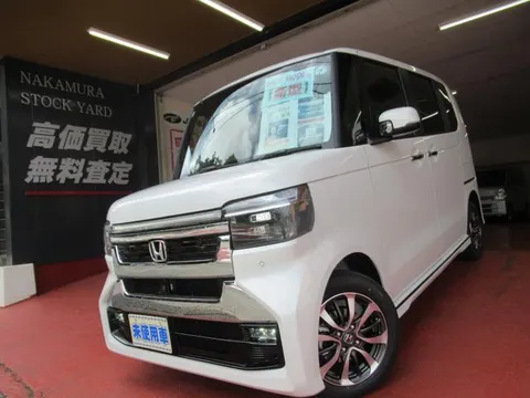 Honda N-BOX Custom
