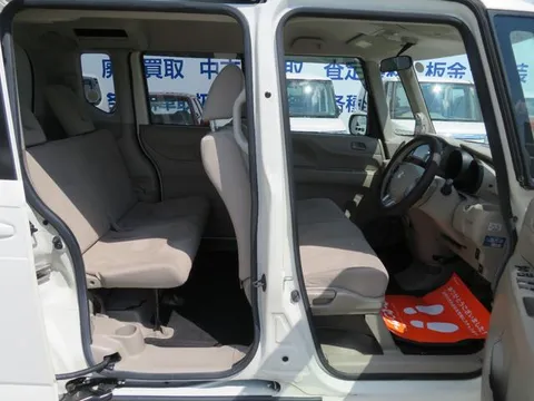 Honda N-BOX Plus