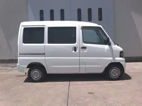 Mitsubishi Minicab Van