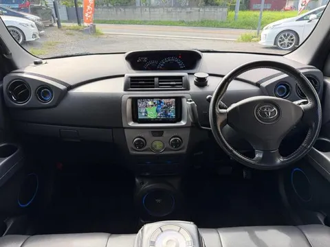 Toyota bB