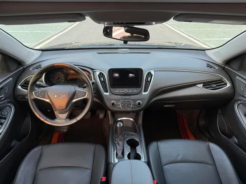 Chevrolet Malibu XL
