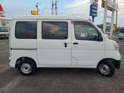 Daihatsu Hijet Cargo