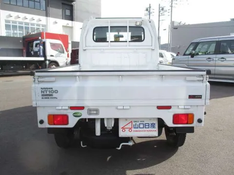 Nissan Clipper Truck