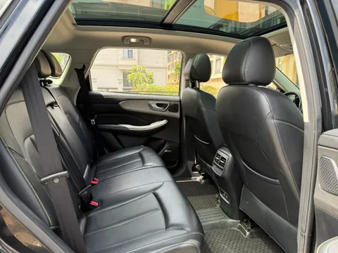 Roewe RX5