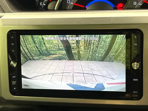 Toyota Pixis Mega