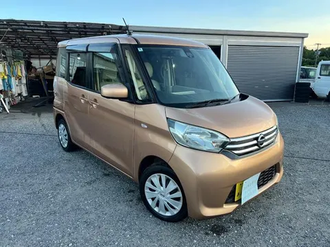 Nissan Dayz Roox