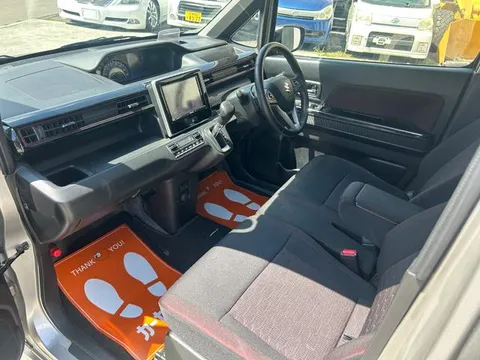 Suzuki Wagon R Stingray