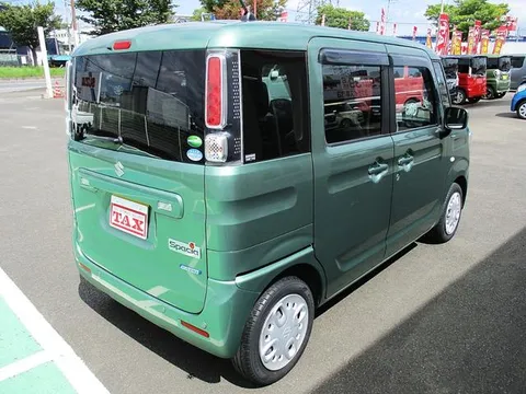 Suzuki Spacia