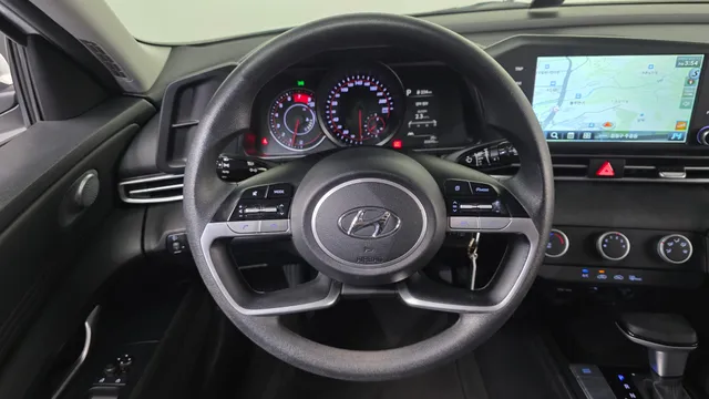 Hyundai Elantra (Avante)