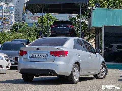 Kia Cerato (Forte)