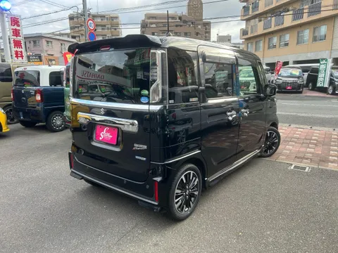 Suzuki Spacia Custom