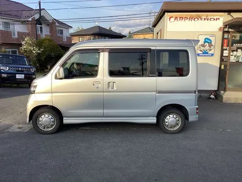 Daihatsu Atrai Wagon