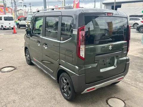 Suzuki Spacia Gear