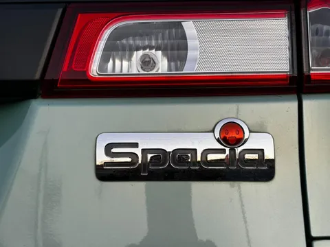 Suzuki Spacia