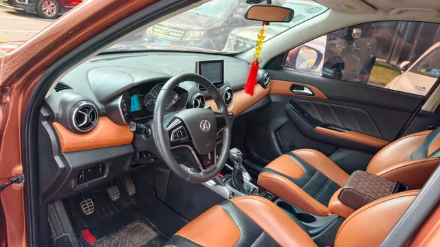 BAIC Senova X35