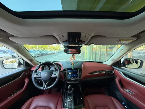 Maserati Levante