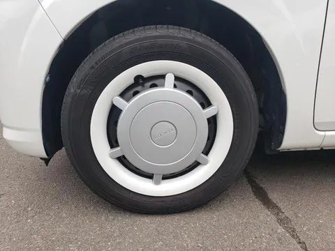 Daihatsu Mira Tocot
